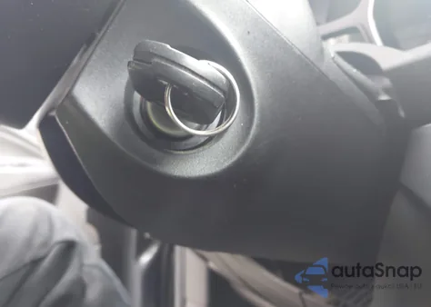 2013 Ford Escape S z USA, uszkodzony, nr VIN 1FMCU0F71DUD75539